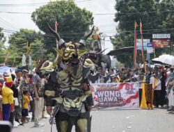 Pawai Alegoris Meriahkan HUT ke-81 RI di Kabupaten Agam