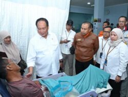 Dirut Jasa Raharja Dampingi Wamenhub Tinjau Penanganan Korban KM Mutiara Sentosa II di RS PHC Surabaya
