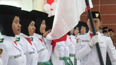 Paskibraka Agam dikukuhkan bupati.