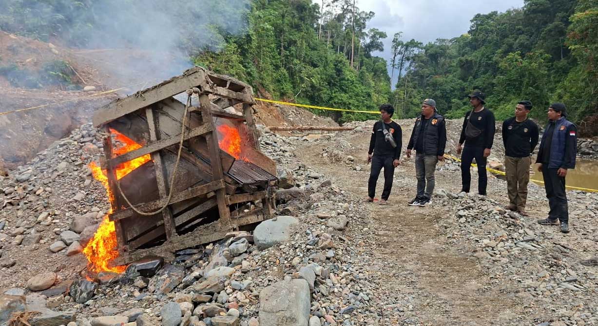 Tim Trisula Polres Solok Selatan Sisir Lokasi Tambang Emas Ilegal