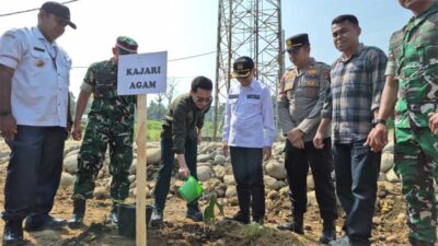 Penanaman Bambu Perkuat Mitigasi Bencana di Salareh Aia