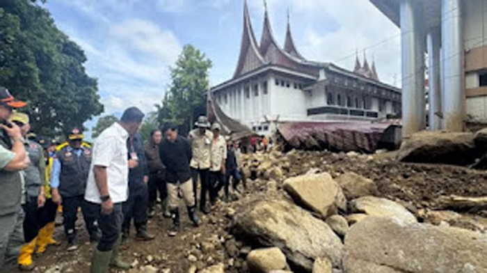 Wakil Presiden (Wapres) Gibran Rakabuming Raka meninjau sejumlah infrastruktur.