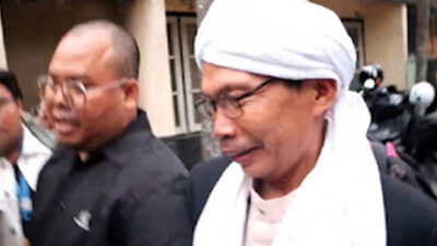 Pimpinan ponpes di Lombok Tengah berinisial AIS diperiksa polisi