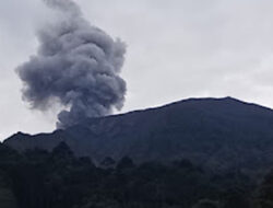 Gunung Marapi Erupsi, Warga Diminta Waspada