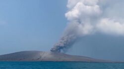 Gunung Anak Krakatau.