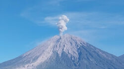 Gunung Semeru.