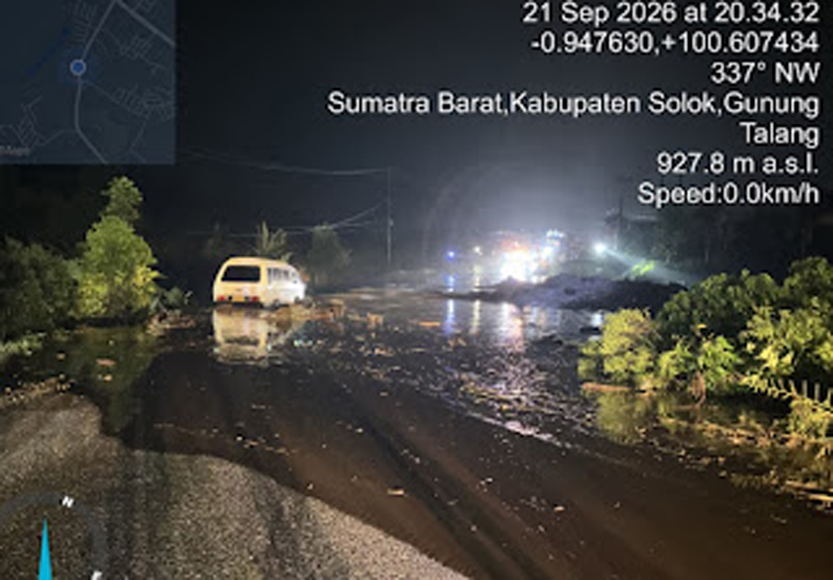 Akses Solok-Padang Putus Akibat Banjir Bandang di Arosuka
