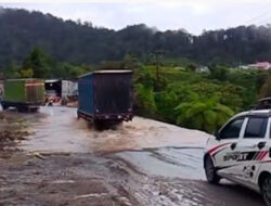 Solok-Padang Kembali Bisa Dilalui, Usai Banjir Bandang