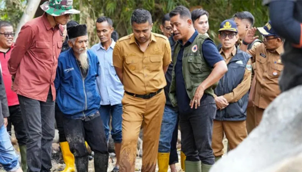 Wagub Sumbar, Vasko Ruseimy mendorong Pemkab Solok segera menyiapkan kantor pelayanan darurat