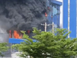 Pabrik Evyap di Simalungun Terbakar