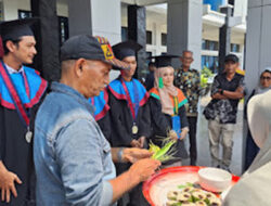 IPMA Padang Panjang Gelar Peusijuek Empat Wisudawan