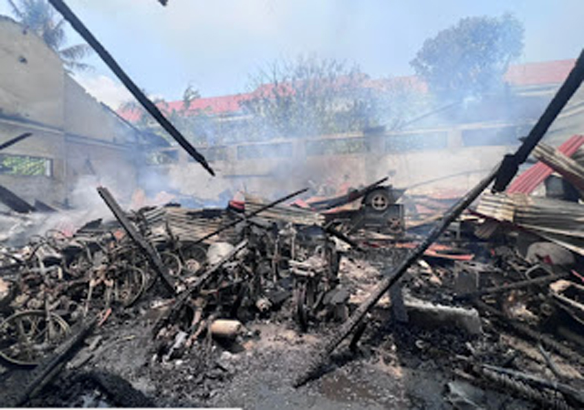 Gudang Aset Dinas Pertanian Pessel Terbakar