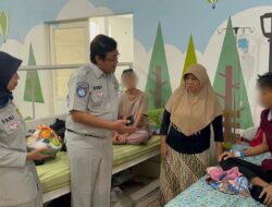 Jasa Raharja Sumbar Gelar Aksi Simpatik Berbagi dalam Semarak Hari Pelanggan Nasional