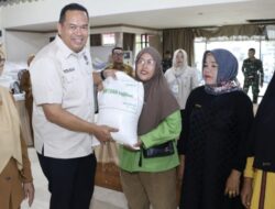 Yota Balad Salurkan Beras Alokasi CPP untuk 5278 KPM Kota Pariaman