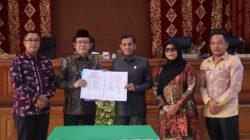 Pemko Payakumbuh Bersama DPRD Sepakati Ranperda Perubahan APBD 2026, Wako Zulmaeta: Anggaran Harus Responsif, Realistis, Terukur, Tepat Prioritas, dan Berorientasi pada Kebutuhan Masyarakat