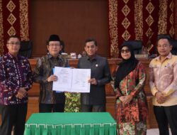 Pemko Payakumbuh Bersama DPRD Sepakati Ranperda Perubahan APBD 2026, Wako Zulmaeta: Anggaran Harus Responsif, Realistis, Terukur, Tepat Prioritas, dan Berorientasi pada Kebutuhan Masyarakat