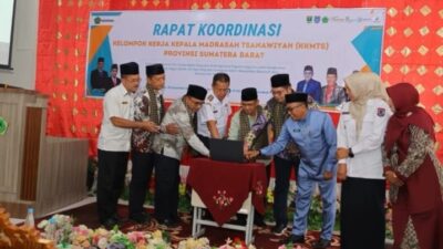 Rakor KKMTs Sumbar di MTsN 2 Payakumbuh, Wako Zulmaeta : Madrasah Harus Jadi Benteng Moral dan Spiritual di Era Digital