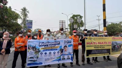 Jasa Raharja Sumbar Bersama Stakeholder Edukasi Keselamatan di Perlintasan Sebidang Koto Tangah