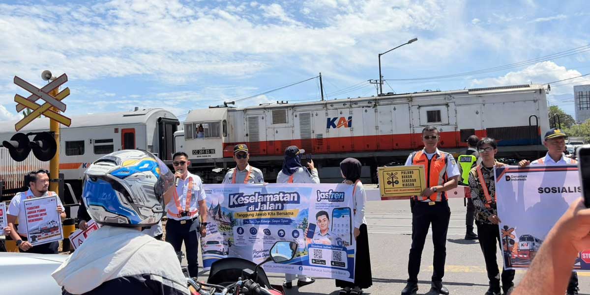 Jasa Raharja Sumbar Bersama Stakeholder Sosialisasikan Keselamatan Perjalanan Kereta Api di Padang