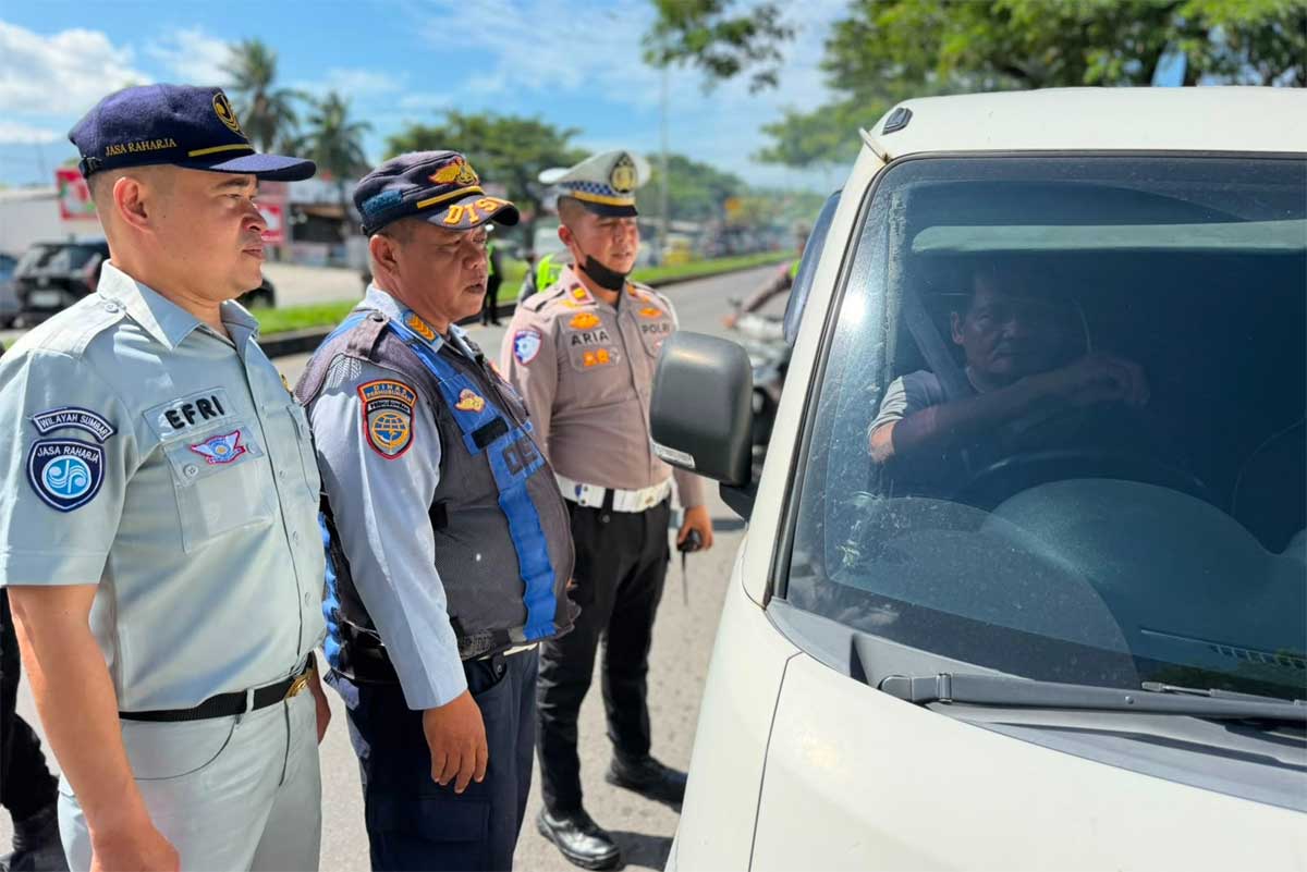 JR Sumbar Bersama Satlantas Polresta Padang dan Dishub Tertibkan Kendaraan