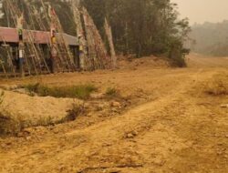 Jalan Darat Tembus Lawang Tamang, Keterisolasian Warga Mulai Terurai