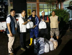Banjir Padang, Bank Nagari Kirim 400 Paket Makanan