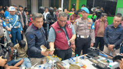 Ratusan Personel Gabungan Gerebek Kampung Narkoba di Pasar Pagi Padang.
