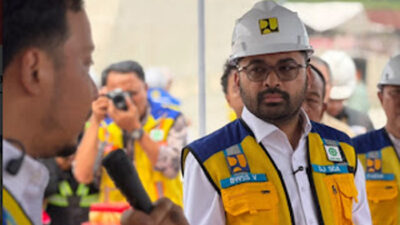 Zigo Rolanda Pantau Sabo Dam di Tanah Datar.