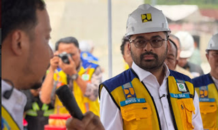 Zigo Rolanda Pantau Sabo Dam di Tanah Datar.