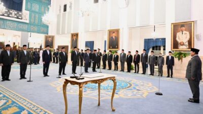 Presiden RI Prabowo Subianto melantik empat wakil menteri negara Kabinet Merah Putih dalam sisa masa jabatan periode tahun 2024–2029 di Istana Negara, Jakarta, Kamis (15/10/2026).