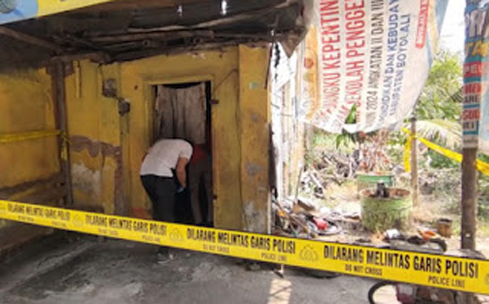 Polisi olah TKP penembakan terhadap tukang tambal ban.