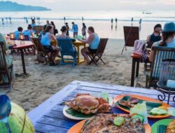 6 Tempat Makan Seafood Favorit di Ancol