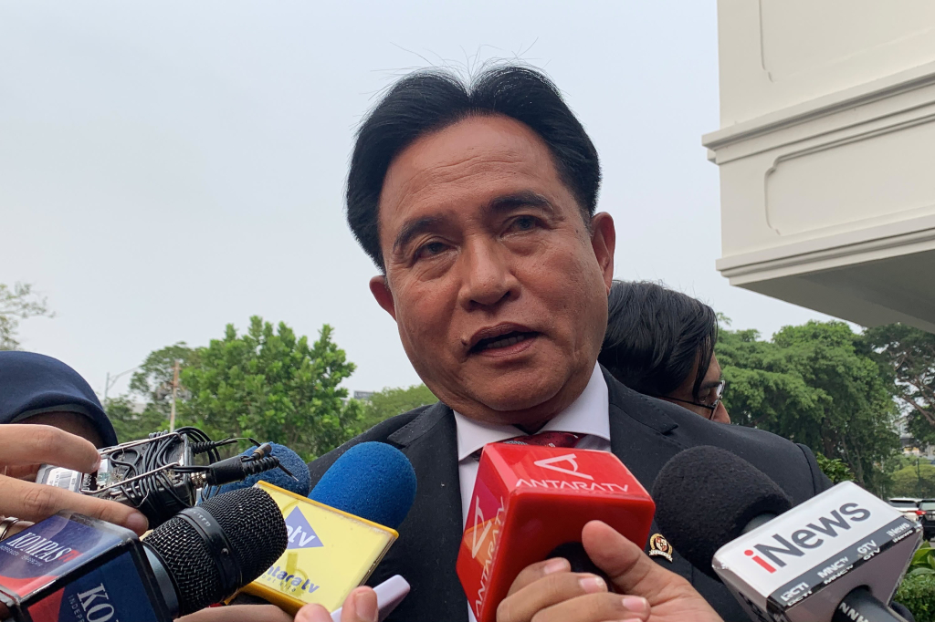 Menko Kumham Imipas Yusril Ihza Mahendra mendorong revisi UU Tipikor untuk memperluas cakupan tindak pidana korupsi dan memperjelas kerugian negara.