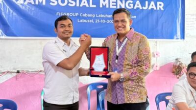 Tingkatkan Literasi Keuangan Generasi Muda di Labusel, FIFGROUP Gelar Program Jam Sosial Mengajar