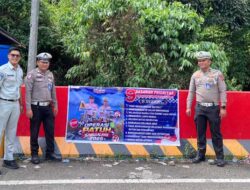 JR Sumbar Bersama Satlantas Polres 50 Kota Pasang Spanduk Operasi Patuh Singgalang